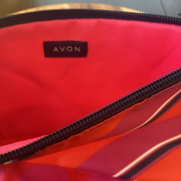 Clinique Jonathan Cohen, Avon &  Estee Lauder Lisa Perry Makeup Bag Bundle (4). - Picture 9 of 11